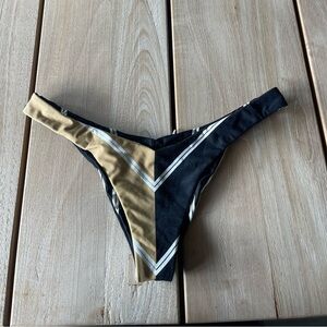 Billabong 2 piece Black and Gold Reversible Cheeky Bikini